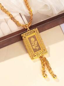 1pc Vintage Rose Pattern Oval Square Pendant Necklace Is Suitable For Ladies To Wear For Daily Holiday Parties Valentines,Mom,Mother,Mother's Day,Gift