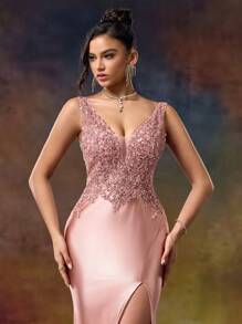 Plus Size Women V-Neck Sleeveless Slit Minimalist Long Formal Evening Dress With Elaborate Details, Elegant Prom Gown, For Wedding Guest, Graduation, Dinner, Party Dress - Rose Gold - View 7