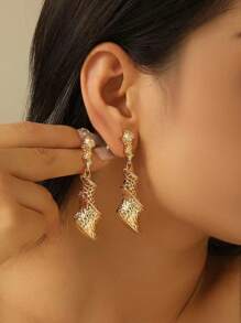 1 cặp bông tai sang trọng nhẹ phong cách cổ điển Pháp, màu vàng, mặt dây chuyền bông tai thời trang mới đa năng, có sẵn trong kho - Vàng - Xem 1