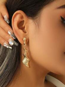 1 cặp bông tai sang trọng nhẹ phong cách cổ điển Pháp, màu vàng, mặt dây chuyền bông tai thời trang mới đa năng, có sẵn trong kho - Vàng - Xem 3