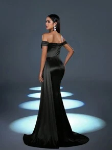 Women's Off-Shoulder Ruched Front Mermaid Formal Party Dress - Black - View 3