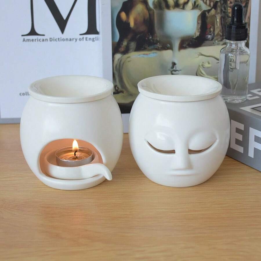 1pc White Ceramic Facial Shaped Design Aromatherapy Oil Burner