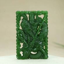 1Pc Natural Green Jade Hollow Pendant, Animal, Plant, Totem Necklace, Chakra Fashion Pendant, Guardian Peace Jewelry, All Hand-Carved, Men's And Women's Quartz Necklace, Meaning Peace, Fortune, Family Happiness, Gifts For Her, Christmas And Various Holiday Party Gifts, Crystal Gifts. (Random Gift: Lanyard, Gift Box)