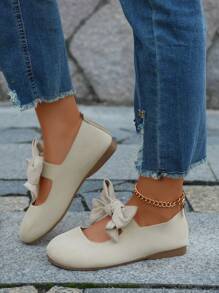 一双时尚舒适的黑色蝴蝶结平底鞋 - 米色 - 查看 4