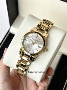 1 Stück 18K Gold Schmuck Sommer Accessoires Frauen Vintage Uhr Damen Luxus Kleid Uhr Edelstahl schwere Armband Kette Romantische Montre IPG Vergoldet Topmarke Neu AAA Qualität Elegant Hochwertig Modisches Karomuster Design