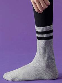 3 双女式条纹中筒袜，灰色长袜，适合上学、户外运动 - 灰色 - 查看 2