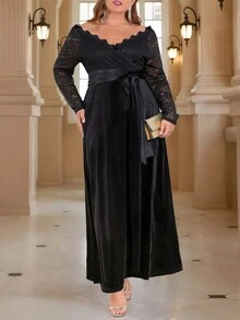 大码女式蕾丝和天鹅绒拼接礼服