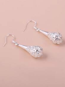 1 Pair Fashionable Silver Hollow Ball Design Earrings