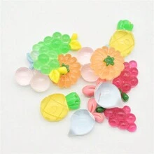 25/45pc DIY Trái cây nhỏ lễ hội mùa thu, bí ngô, dứa, nho, củ cải, anh đào Nhiều loại trái cây (Tóc hỗn hợp) Phụ kiện DIY bằng nhựa Bùa bí ngô dễ thương Bùa chất nhờn chủ đề mùa thu Nhựa - Trang trí máy tính để bàn tại nhà Trang trí Lễ Tạ ơn Đồ trang trí lồi bằng nhựa Quà tặng nhỏ cho bữa tiệc... ... - Tóc hỗn hợp nhiều màu - Xem 3