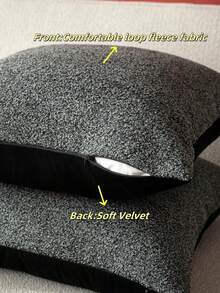 Một mảnh, Vỏ gối bằng vải nỉ mềm màu xám xanh lá cây, lót vải nhiệt (Không bao gồm lõi gối), Vỏ gối lông cừu mềm mại màu trung tính, Vỏ gối bằng vải nhung mềm mại và thoải mái, Thích hợp để trang trí ghế sofa, phòng ngủ và giường, Phù hợp cho mọi mùa - Xem 3