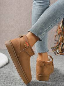 Giày bốt đi tuyết mùa đông 2024 cho nữ, giày bốt cổ cao đế dày mũi tròn, lớp lót nhung, chống lạnh và ấm, thích hợp cho dịp Giáng sinh - Lạc đà - Xem 4