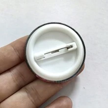 1 pieza Broche de seguridad con diseño de gato de 4,4 cm/1,73 pulgadas, insignia de botón, adecuado para sujetar en ropa, bolsos, mochilas, regalo divertido para amigos y familia