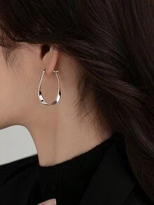 1 对简约合金抛光波浪扭曲环状耳环，适合女士、时尚礼物或日常佩戴 - U形耳圈 - 查看 2
