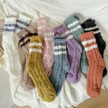 3prs 秋冬珊瑚绒厚毛绒条纹女士家居袜，温暖地板睡眠袜 - 彩色 - 查看 2