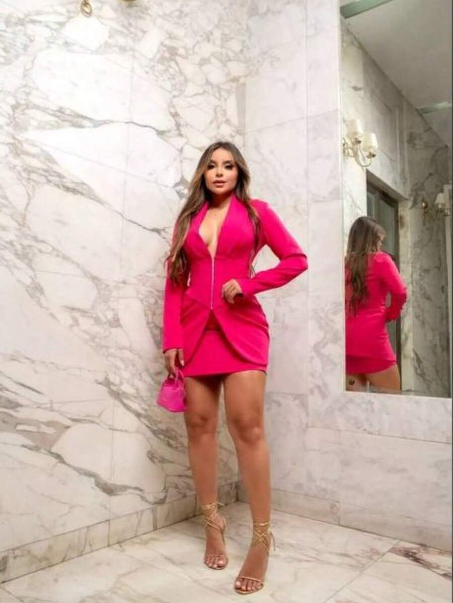 Tailored Set Blazer Long Sleeve With Zipper V-Neck With Short Tailored Skirt Social Media Modern Elegant Businesswoman Executive Beautiful Promotion - 玫紅色 - 查看 1