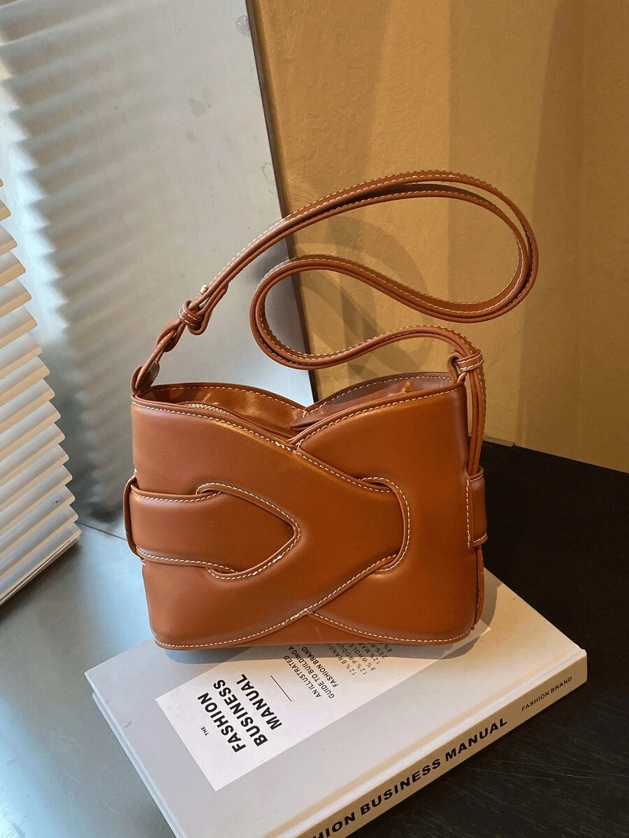 Winterneue Mode Klassischer Joker einfarbige PU wasserdichte Stoffschultertasche, personalisiertes gewebtes dekoratives Design Quadrattasche, geeignet für Reisen, Einkaufen, Arbeit, Partys, Feiern.