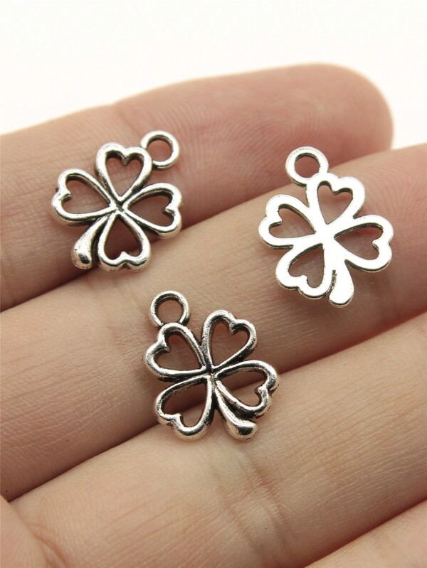 20pcs/Bag 17x13mm (0.67x0.51inch) Antique Silver Color Small Hollow Lucky Clover Charms Pendant For DIY Jewelry Making