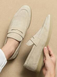 Luxury Men's Slip-On Penny Loafers, Faux Suede Casual Shoes, Soft, Comfortable, Breathable, Non-Slip, Wear-Resistant Sole, Fashionable, Elegant, Gentleman, Suitable For Suits, Graduation, Business, Party, Weddings, Spring/Summer/Autumn. Size Runs Large, Recommend Ordering One Size Down.