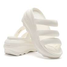 Crocs Pantuflas ligeras y clásicas, con ventilación y agujeros, para uso en interiores y exteriores, unisex - Color de tiza - Ver 2