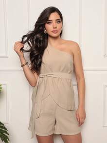 Women's Set In Maranti Fabric With Asymmetrical One-Shoulder Neckline And Shorts - Màu be nhạt - Xem 3