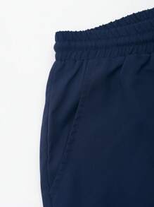 男士短袖植物印花休闲上衣和裤子套装