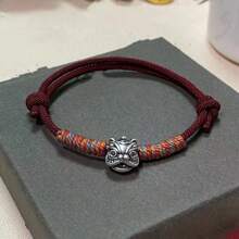 1 件款式百搭守护狮绳手链，手工编织酒红色绳，简约中国复古风格护身符腕带 - 彩色 - 查看 4