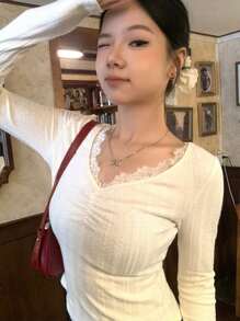 全新蕾丝长袖打底 T 恤，V 领，修身，短款 - 杏色 - 查看 7