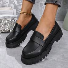 Chaussures noir pour femmes de grande taille, chaussures de style britannique à semelle épaisse pour uniformes JK, mocassins à talons hauts de style britannique pour académie