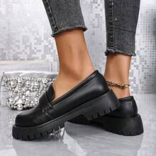 Chaussures noir pour femmes de grande taille, chaussures de style britannique à semelle épaisse pour uniformes JK, mocassins à talons hauts de style britannique pour académie
