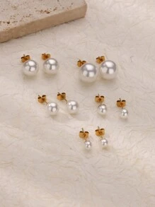 1Pair Minimalist Small Pearl Stud Earrings For Women Faux Pearl Earrings Classic White Round Pearl Stud Earrings Wedding Jewelry Bridesmaid Gift