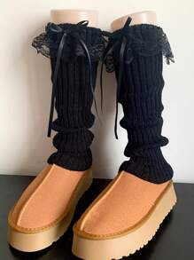 1 双保暖护腿中长袜，带蕾丝边框设计，甜美女孩学院风，适合全年日常穿着