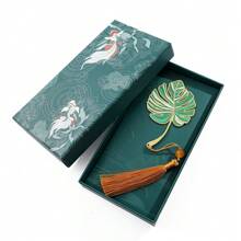 1 Set/1 Pc Lotus Leaf Vein, Ginkgo Biloba, Plantain, Tortoise Shell Leaf Tassel Bookmark With Gift Box For Family, BFF, Book Lovers Collecting Trophy Artwork, Memorial Gifts, Birthday Gifts, Metal Brass Bookmarks