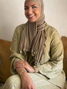 1pc Women Hijab Casual Solid Color Soft Modal Jersey Ruffle Trim Decorative Headscarf, Conservative Style Arabic Head Wrap For Daily Use Abaya Accessories - Khaki - View 3