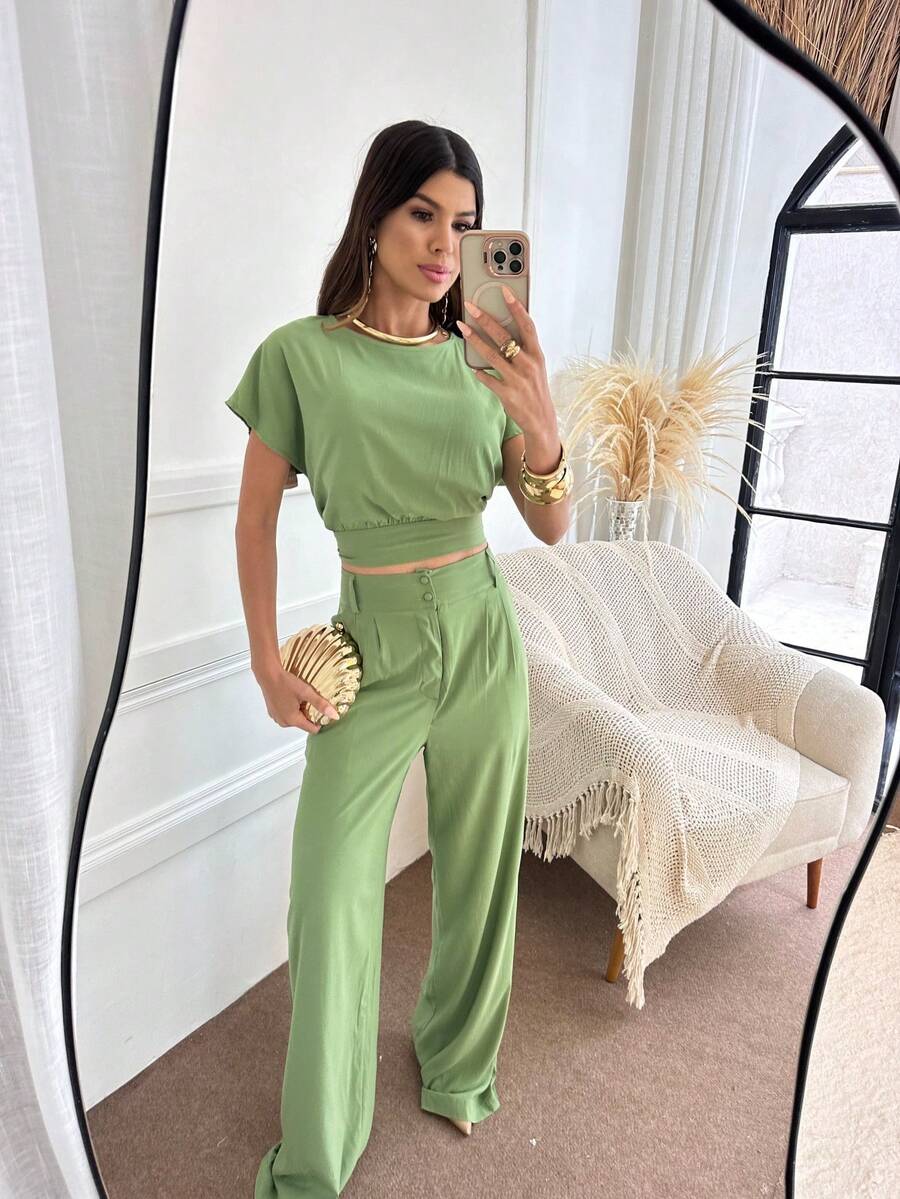Women's Set: Top With Open Back And Wide Leg Pants With Bags - màu xanh lá - Xem 1
