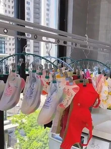 1 chiếc kẹp sấy vải cong bằng thép không gỉ, móc treo quần áo chống gió đa năng cho tủ quần áo, ký túc xá, trang trí - Nhiều màu - Xem 3