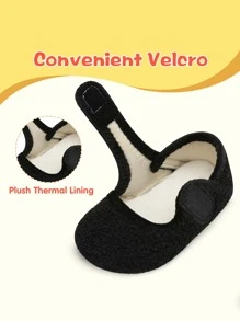 نعال منزلية ناعمة ودافئة وخفيفة الوزن، مناسبة للأولاد والبنات على حد سواء، ذات قاعدة ناعمة مانعة للانزلاق، مناسبة للارتداء داخل المنزل في فصلي الخريف والشتاء - الأسود - مشاهدة 4