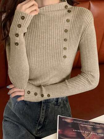 女式修身长袖高领纽扣针织毛衣、打底上衣、秋冬