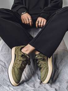 Men's New Classic Versatile Comfortable Thick Sole Low-Top Casual Sports Sneakers And Skate Shoes