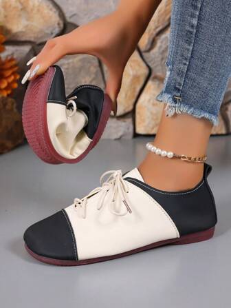 女士时尚舒适休闲平底一脚蹬凉鞋，黑白撞色系带平底鞋，黑色乐福鞋