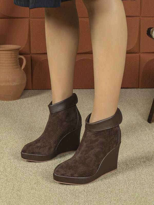 Women's Thick Sole Wedge Ankle Boots, Casual Fashion Shoes For Autumn/Winter, Suitable For Vacation, Travel And Everyday Wear, Waterproof Black Wedge Short Boots