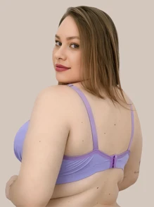 KIT 02 Sutiãs Com Bojo Soft Plus Size Reforçado Sem Aro Beatriz. Marinho/ Lilás.