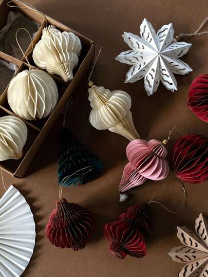 1pc Christmas Tree Paper Honeycomb Ball Pendant Creative Elegant Lantern Xmas Decorations Geometric Hollow Hanging Ornaments New Year Home Decor