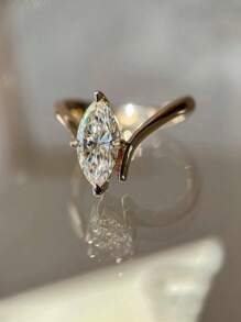 2 Stücke/Set luxuriöser, modischer, V-förmiger Moissanit-geschnittener gestapelter Ring, Damen Eheringe