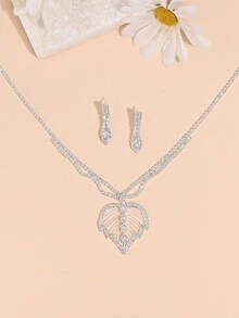 1 Bộ gồm 1 Đôi Hoa Tai + 1 Dây Chuyền + 1 Hộp Quà Tặng, Dây Chuyền Và Hoa Tai Mặt Lá Phong Rỗng Zirconia Lấp Lánh Sang Trọng Tối Giản Của Hàn Quốc Dành Cho Nữ, Bộ Trang Sức Dự Tiệc Cưới Cô Dâu - Bạc - Xem 3