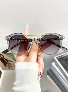 New Vintage Large Frame Round Fashion Fashion Glasses For Women, Couple Eyewear For Outdoor, Beach, Party, High-End Street Style Runway Fashion Fashion Glasses Basics Fall Winter Women Outfits Clothes Business Casual Gifts Leopard For Summer Beach Vacation,Outdoor,Travel - Multicolor - View 16