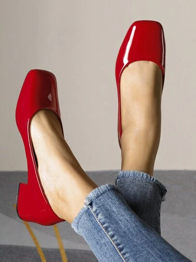 全新方头一脚蹬女鞋，加大码粗跟软底舒适防滑乐福鞋，适合所有季节