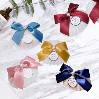 Creative Fashionable Pearlescent Faux White Shell Candy Box, Gift Box, Jewelry Box, Suitable For Wedding Favors, Bridesmaid Gifts, Party Gifts, Candy Packaging Box, Great For Gifting To Friends And Family
