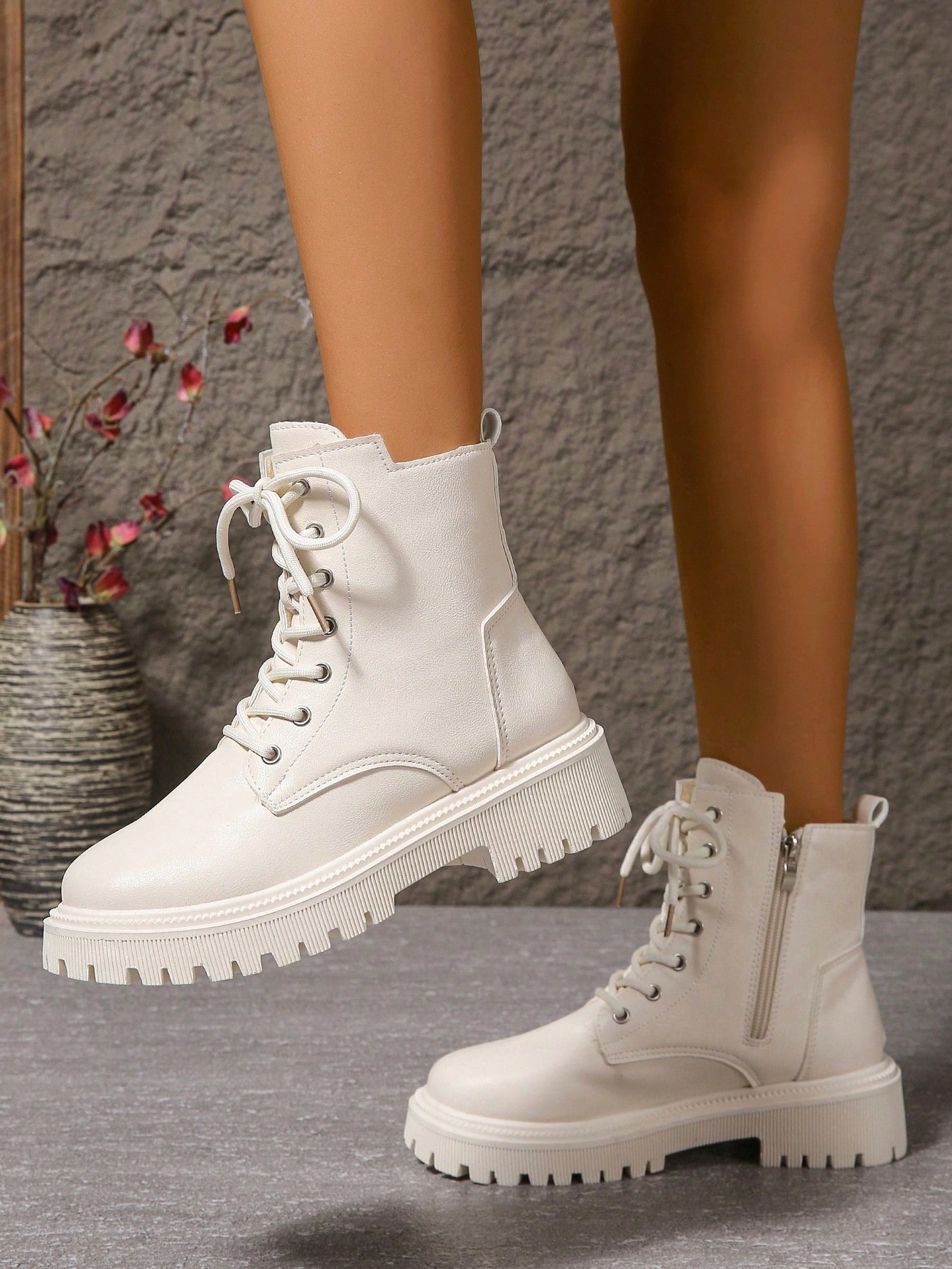 بوت نسائية جديدة كاجوال لشتاء