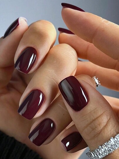 24 pezzi di unghie finte corte e quadrate di colore bordeaux/amaranto/rosso, con applicazione a pressione, design minimalista per uso quotidiano, appuntamenti, tè pomeridiano e uscite, accessori per unghie