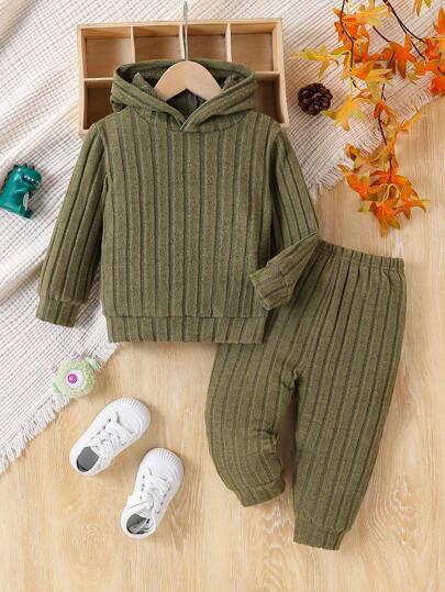 Set de 2 piezas de sudadera con capucha y pantalón casual de felpa para bebé niño
